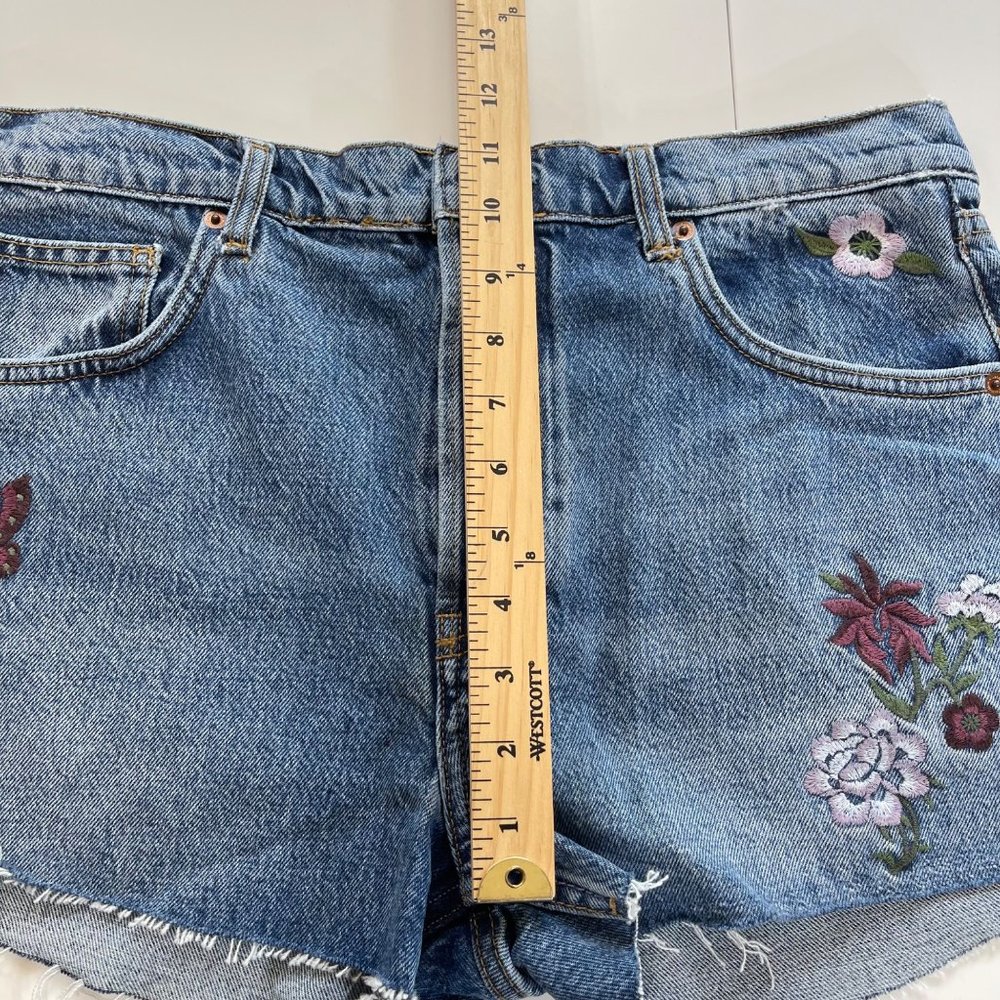 Reformation Charlie High Rise Floral Fauna Embroidery Jean Short Size 30 NWOT - Picture 14 of 14